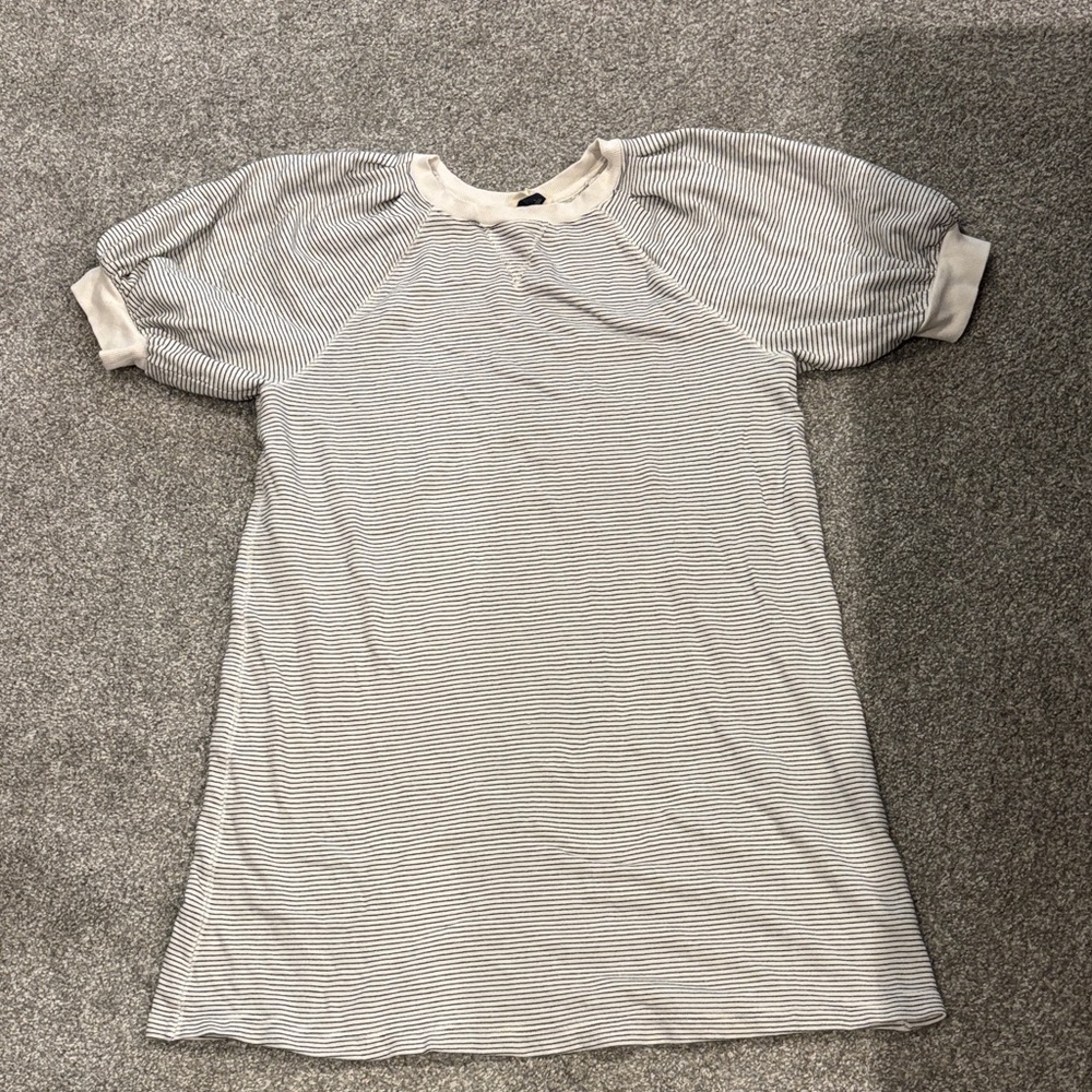 Universal Thread Cream and Gray Knit Top/Dress